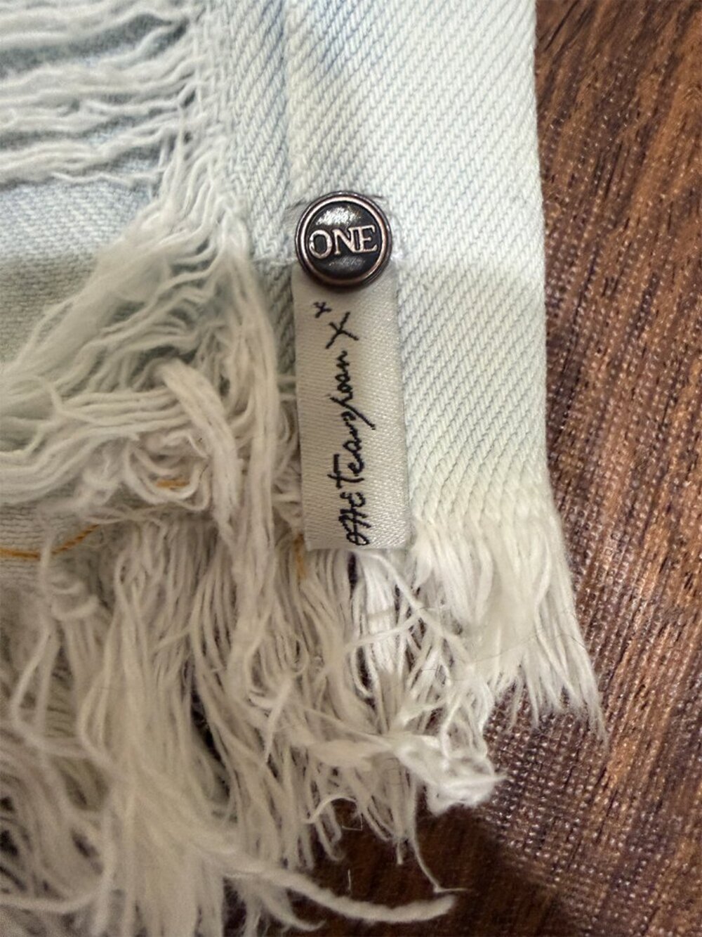 One Teaspoon Stevies Shorts - Size 24 - Picture 7 of 7